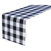 Reador Wholesale 14x108 pouces Mélange en polyester coton Runner de table à plaid noir et rouge à la main 14x108